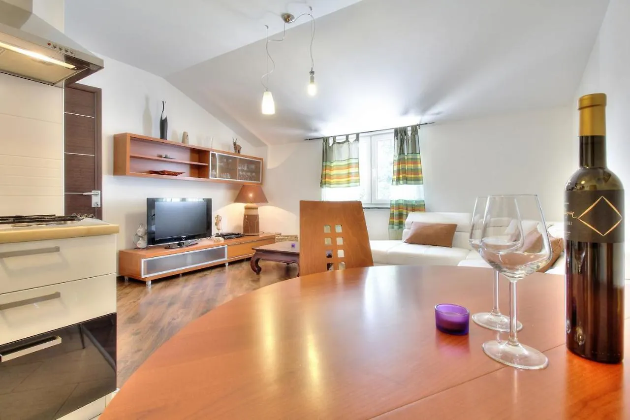 Apartments Suzy Umag Chorvatsko