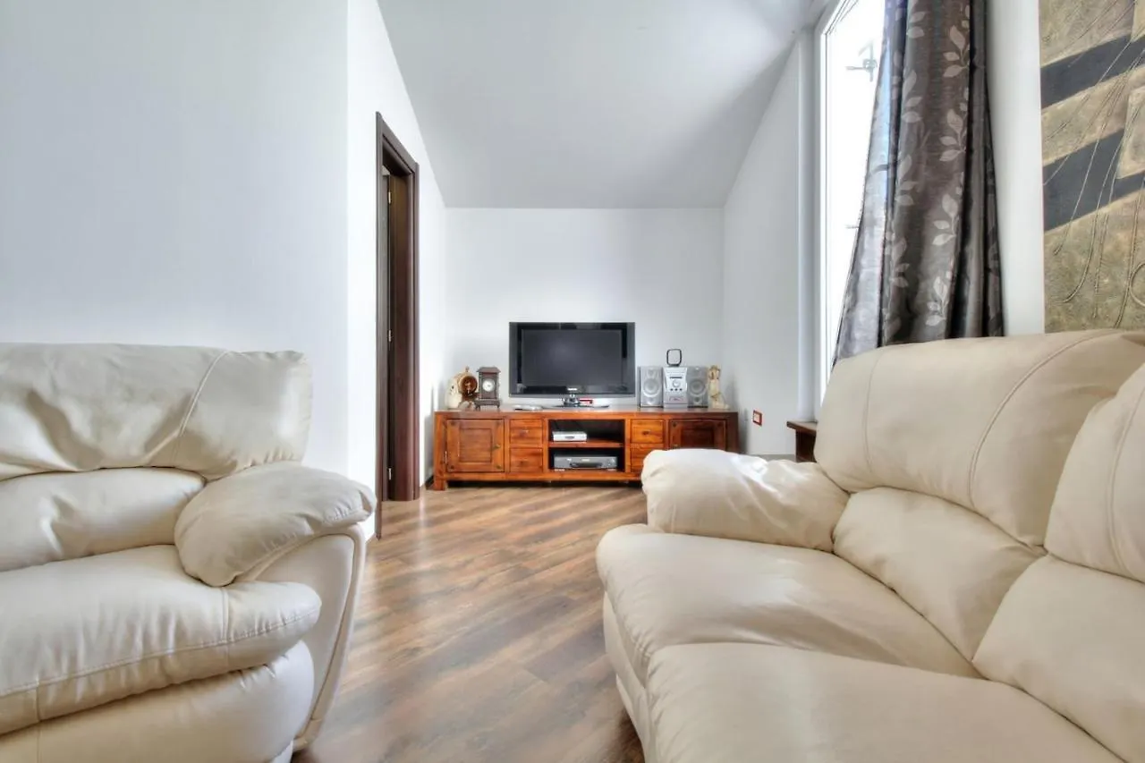 Apartments Suzy Umag Penzion
