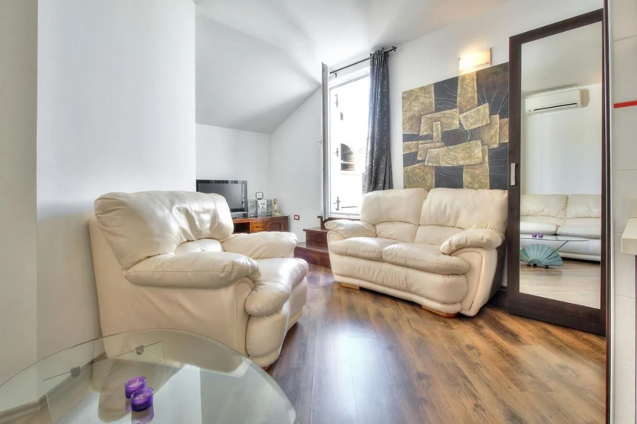 Apartments Suzy Umag