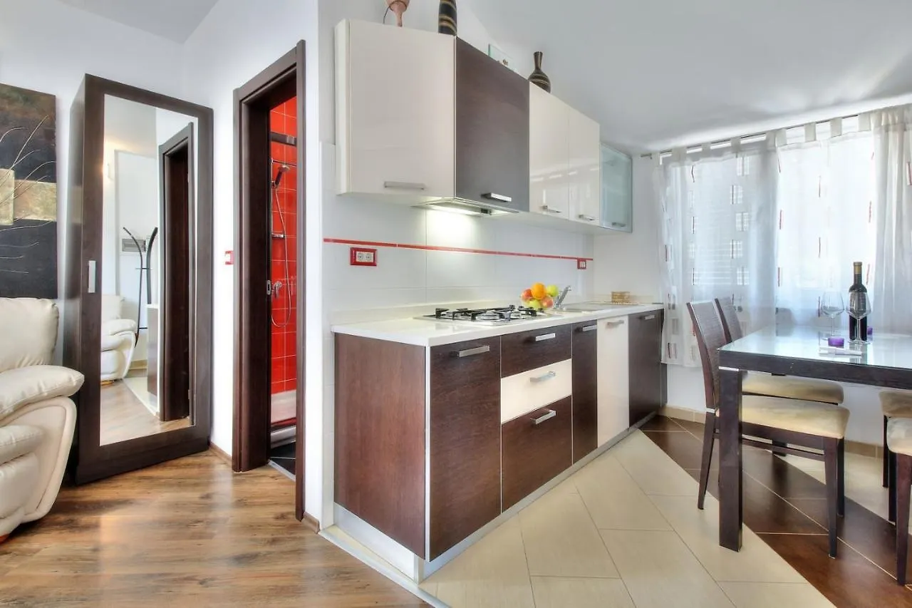 Konukevi Apartments Suzy Umag